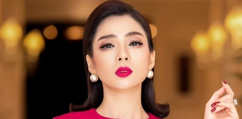 SAO NỮ VÀ KIM CƯƠNG